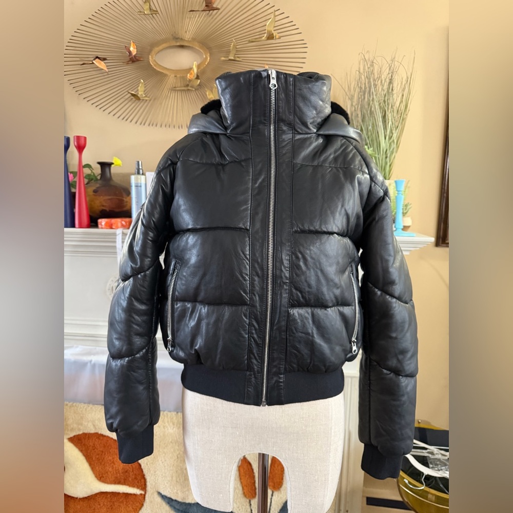 Quince 100% Leather Puffer Jacket in black size S - Picture 3 of 16